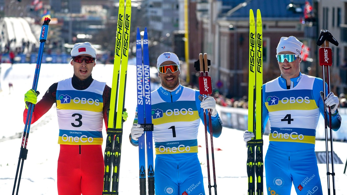 Francúz Richard Jouve pózuje po víťazstve v šprinte v nórskom Drammene.