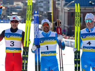 Francúz Richard Jouve pózuje po víťazstve v šprinte v nórskom Drammene.