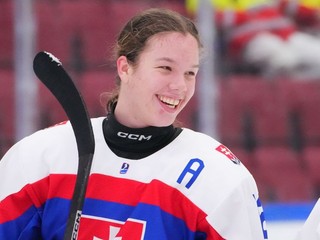 Nela Lopušanová a Lenka Karkošková.