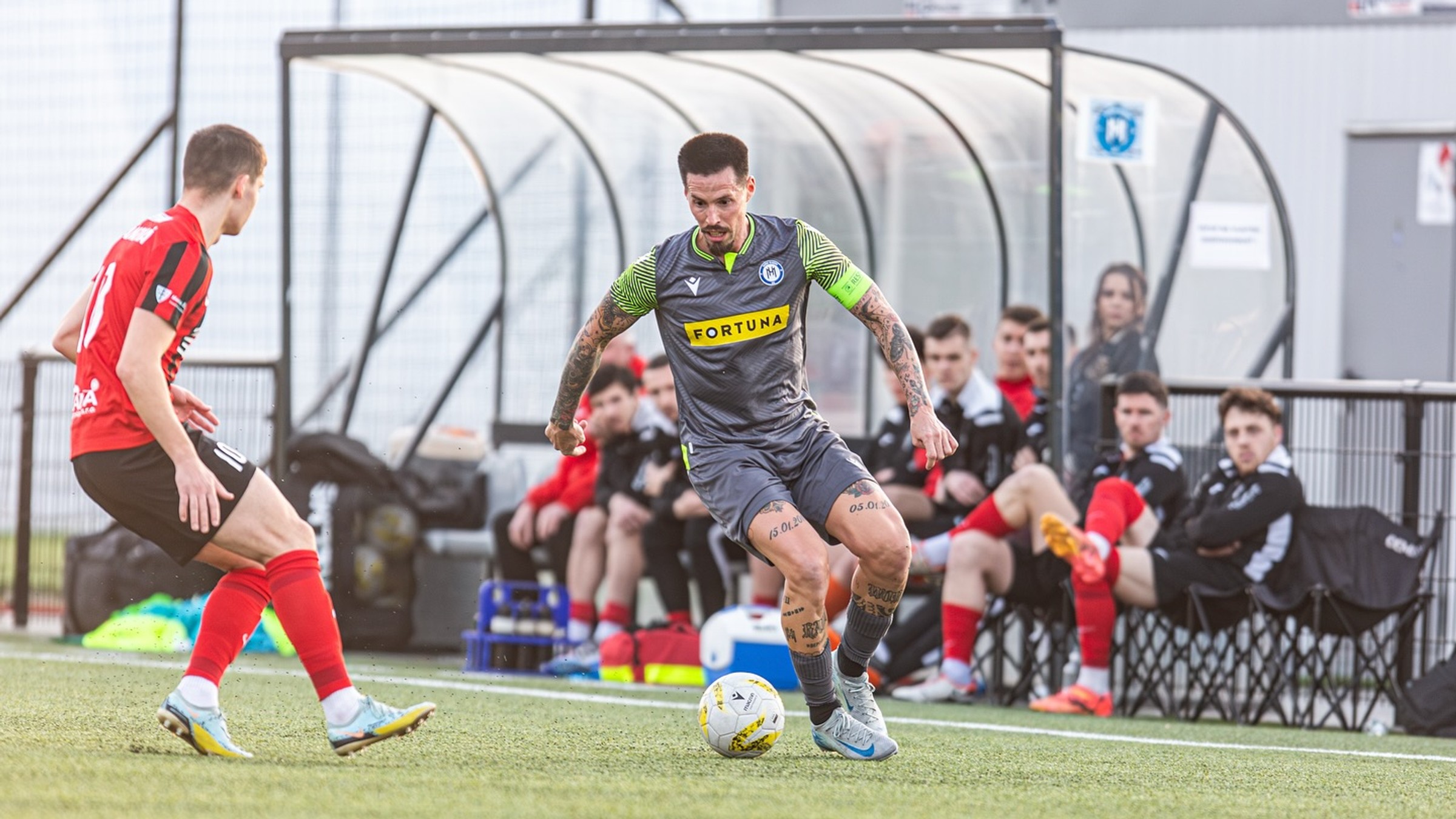 Marek Hamšík v drese RSC Hamsik Academy.