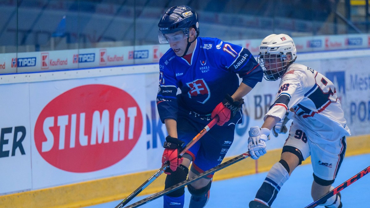 Na snímke zľava Jakub Štefaňák (Slovensko), Nathan Zevola (USA)