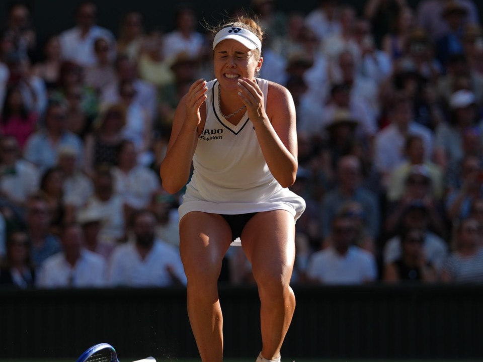Linda Nosková sa teší z triumfu vo finále Wimbledonu 2026