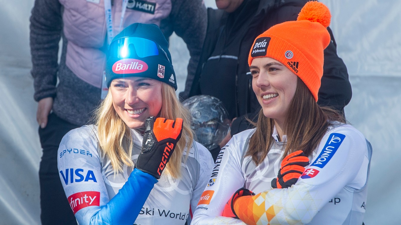 Petra Vlhová a Mikaela Shiffrinová počas finále SP v Courcheveli a Méribeli 2022. 