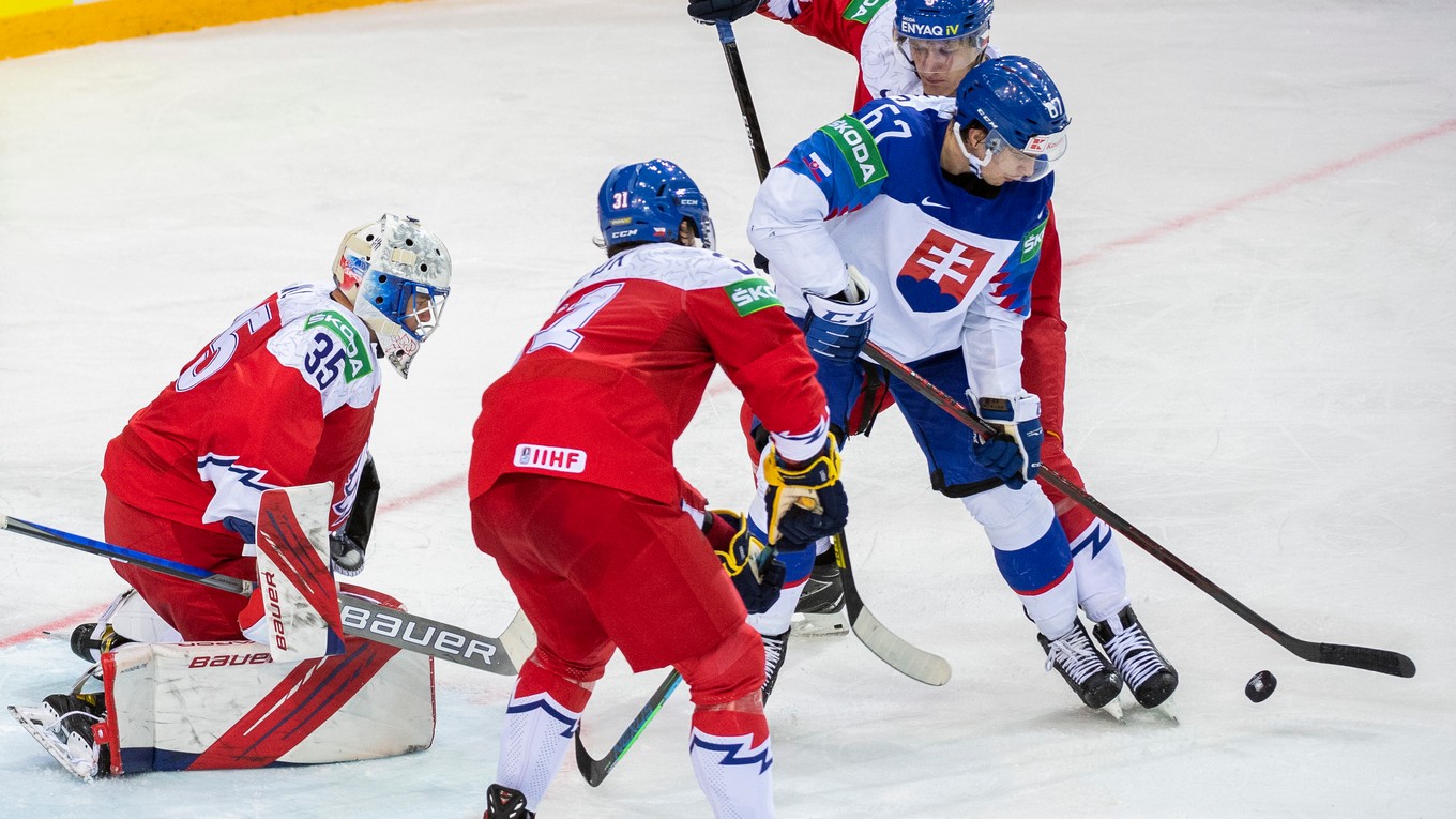 Na MS 2021 Slovensko vo federálnom derby podľahlo Česku vysoko 3:7.