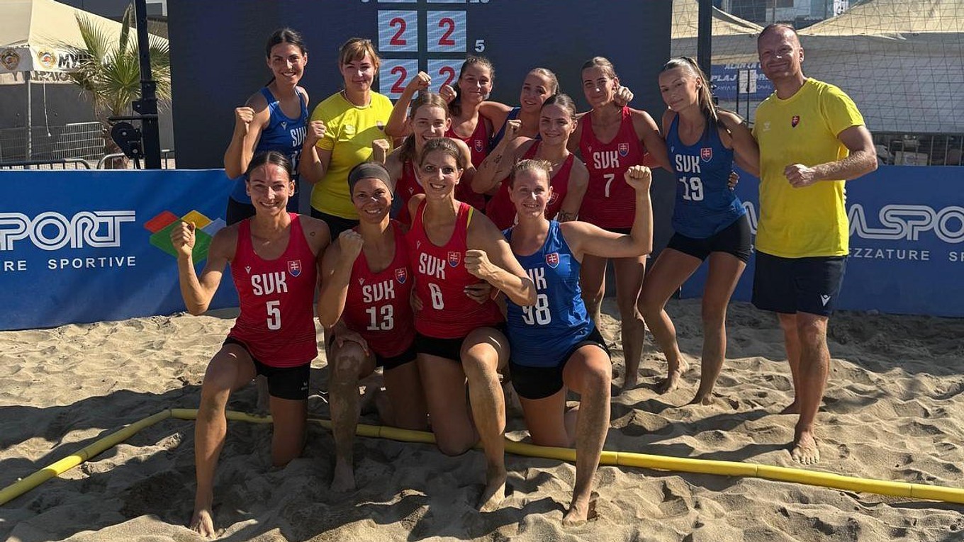 Slovenské reprezentantky v plážovej hádzanej na ME 2025.