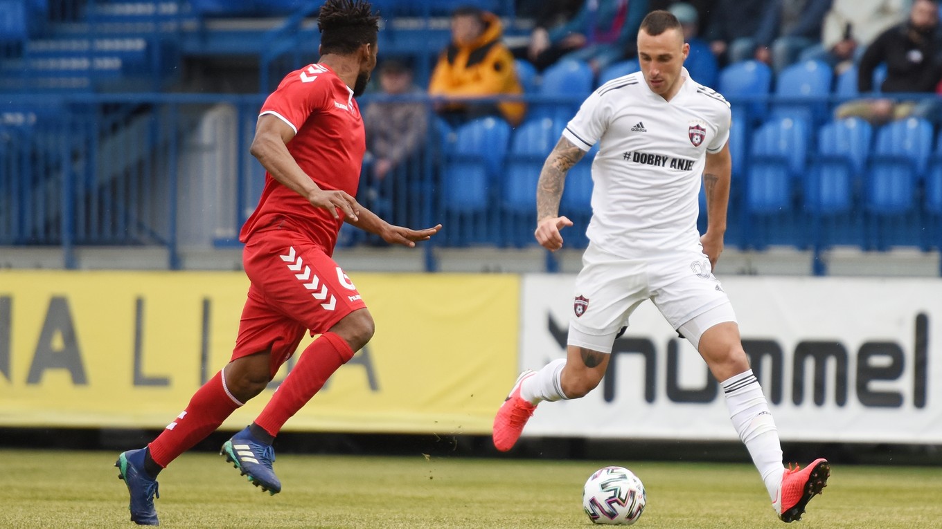 FK Senica - FC Spartak Trnava: ONLINE prenos zo zápasu semifinále Slovnaft Cupu.
