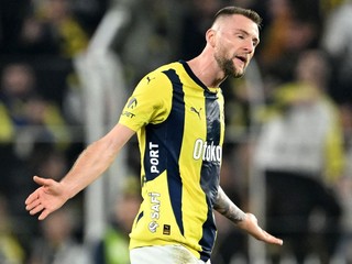 Milan Škriniar v drese Fenerbahce Istanbul