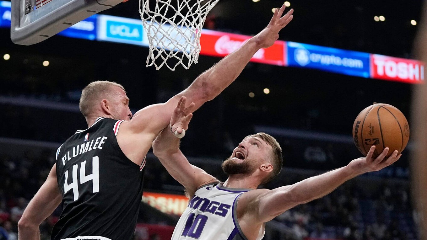 Momentka zo zápasu Los Angeles Clippers - Sacramento Kings v NBA.