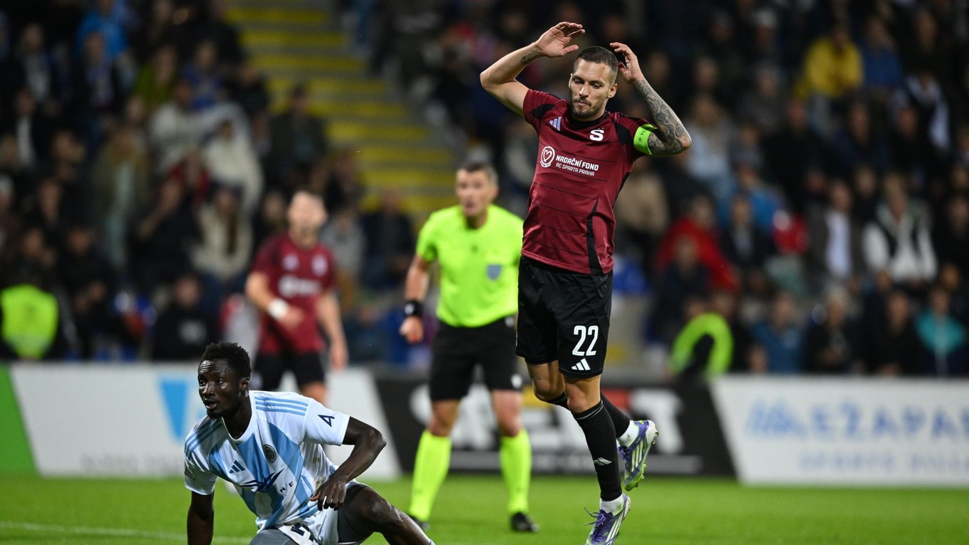 Lukáš Haraslín v zápase FC Riga - Sparta Praha