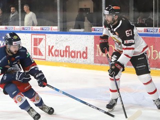 Jeremy Bracco (Zvolen) a Matthew Wedman (Banská Bystrica).