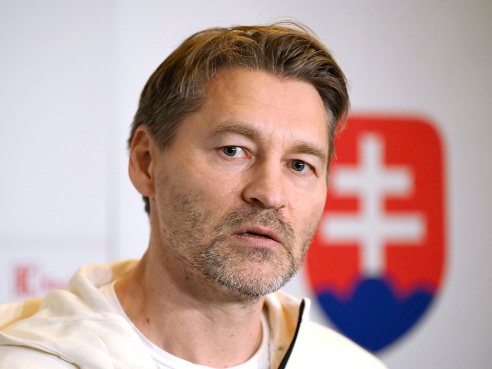 Na snímke tréner slovenskej hokejovej reprezentácie Vladimír Országh.