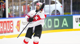 Andres Ambühl na MS v hokeji 2025.