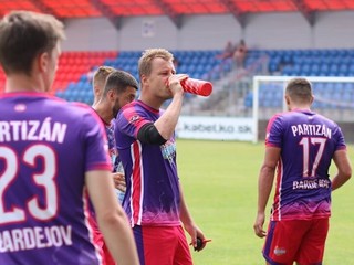 Futbalisti Partizána Bardejov.