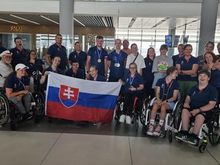 Slovenskí paralympionici na EPYG-u. 