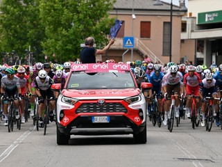 Prehľad: Program, výsledky a etapy na Giro d'Italia 2022.