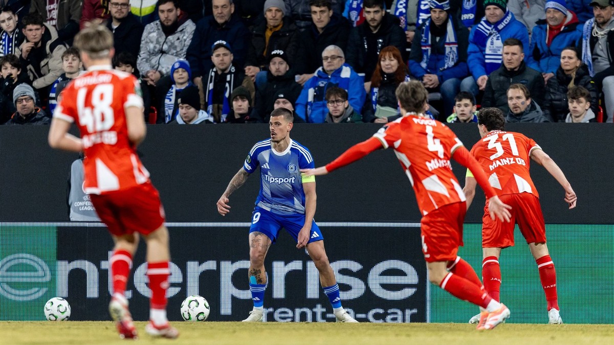 Momentka zo zápasu Olomouc - Mainz.