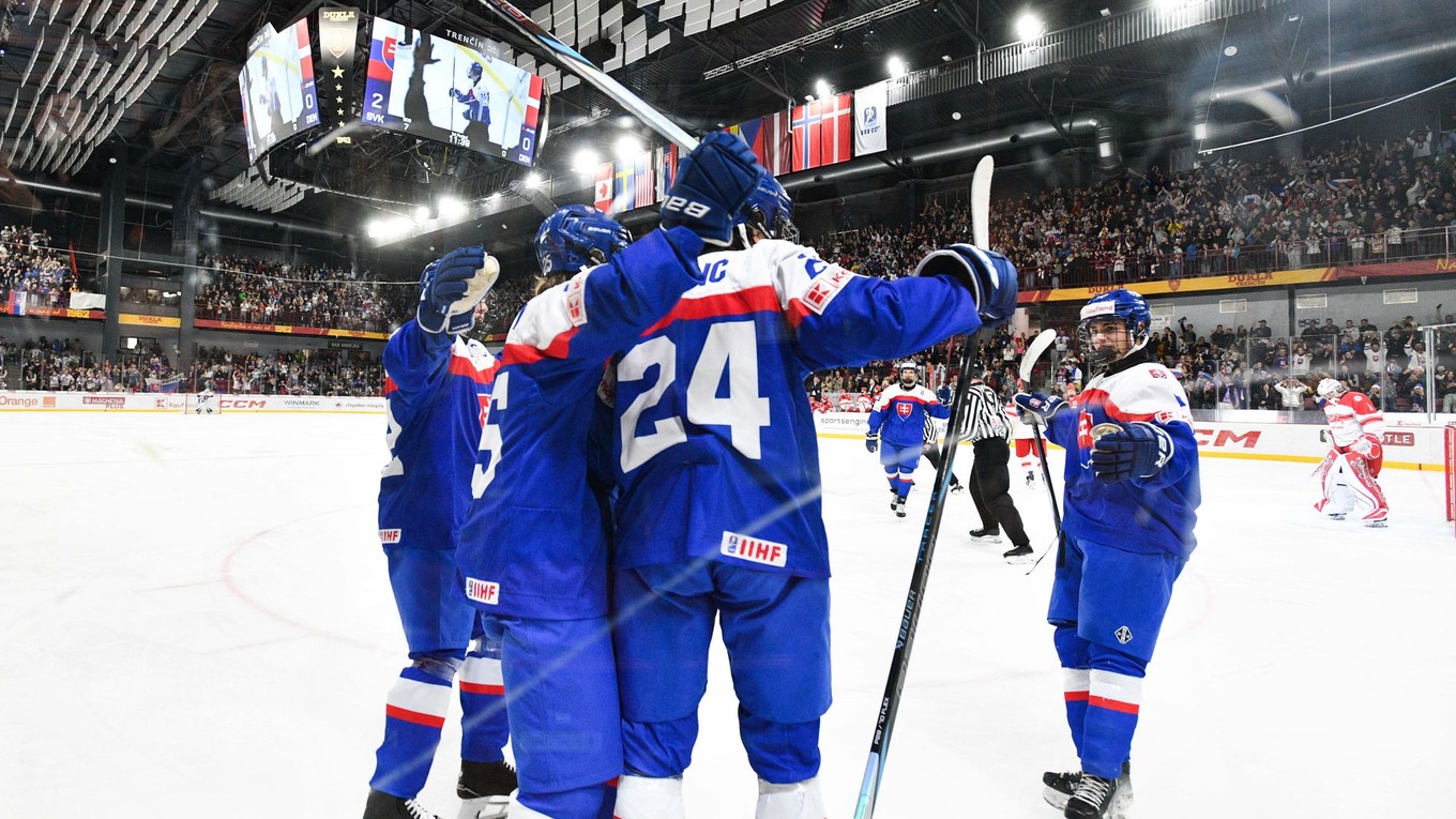 Gólová radosť hráčov Slovenska proti Dánsku vo štvrťfinále na MS U18 2026.