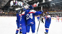 Gólová radosť hráčov Slovenska proti Dánsku vo štvrťfinále na MS U18 2026.