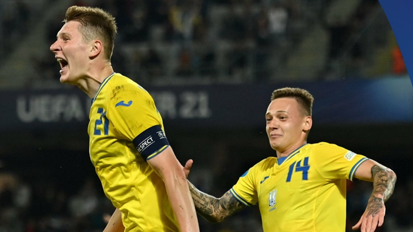Futbalisti Ukrajiny do 21 rokov po výhre nad Francúzskom. 