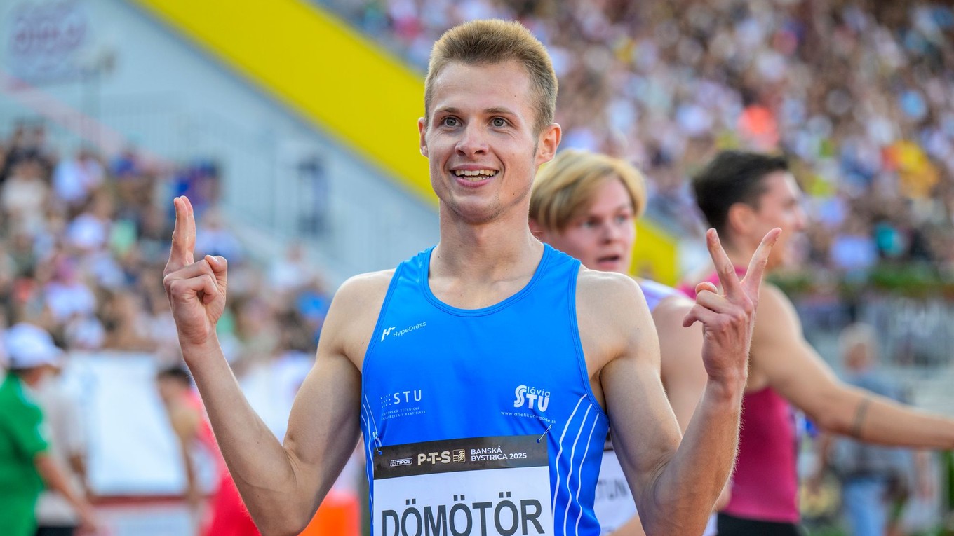 Slovenský reprezentant v behu na 400 metrov cez prekážky Patrik Dömötör počas P-T-S.