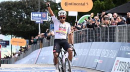 Ekvádorský cyklista Jhonatan Narváez počas pretekov Giro d'Italia 2026.