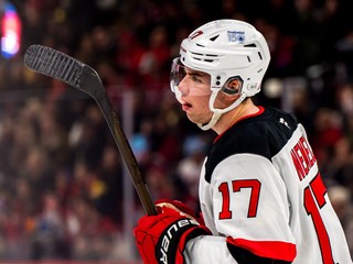 Šimon Nemec počas zápasu Montreal Canadiens - New Jersey Devils.