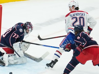 Juraj Slafkovský v zápase proti Columbusu Blue Jackets.