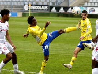 Na snímke futbalista Zemplínu Michalovce Wisdom Kanu.