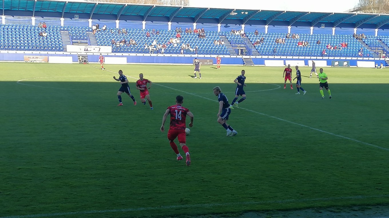 Momentka zo zápasu Poprad - Vranov.