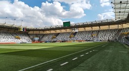 Košická futbalová aréna (KFA), ktorá po novom disponuje 12.555 miestami na sedenie a spĺňa kritériá najvyššej kategórie UEFA 4.