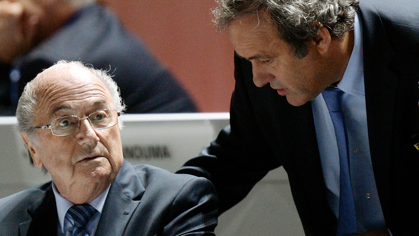 Sepp Blatter a Michel Platini.