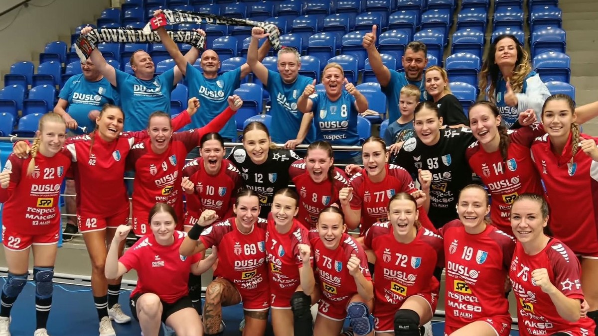 Hádzanárky HK Slovan Duslo Šaľa.