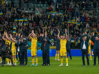 Futbalisti Ukrajiny sa tešia z postupu na EURO 2024.
