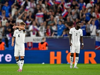 Joshua Kimmich a Antonio Rudiger v zápase Slovensko - Nemecko