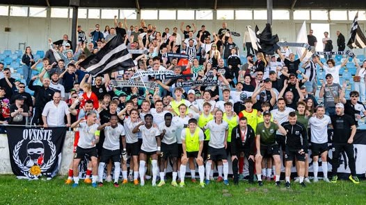 1200 divákov, pyro aj choreo. Petržalka vyhrala malé bratislavské derby po 19 rokoch