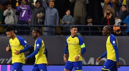 Cristiano Ronaldo so spoluhráčmi z Al-Nassr FC.