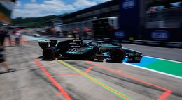 George Russell v monoposte Mercedes počas tréningu na Veľkej cene Rakúska.
