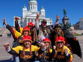 Fanúšikovia Nemecka v Helsinkách na hokejových MS vo Fínsku.