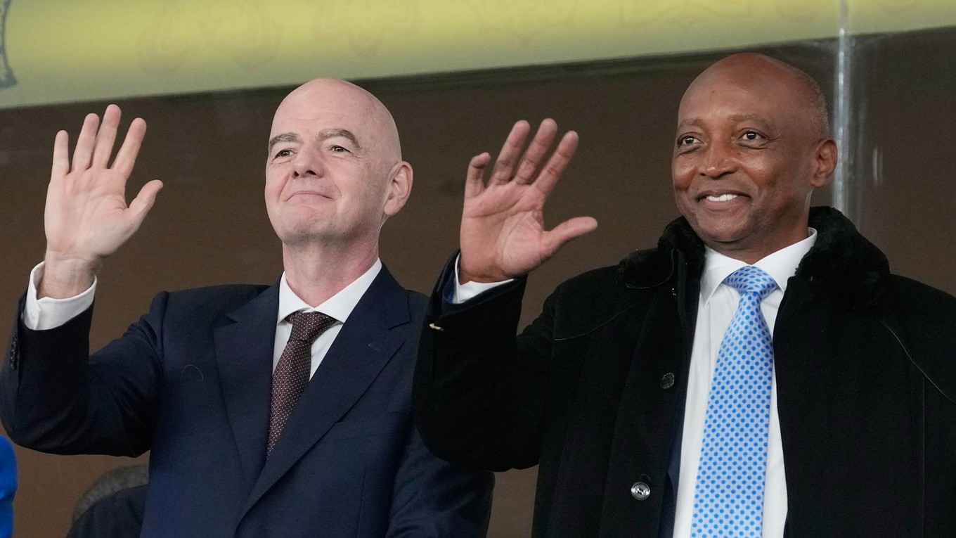 Patrice Motsepe a Gianni Infantino.