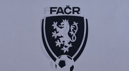 Na snímke logo Futbalovej asociácie Českej republiky (FAČR) pred sídlom FAČR v Prahe.