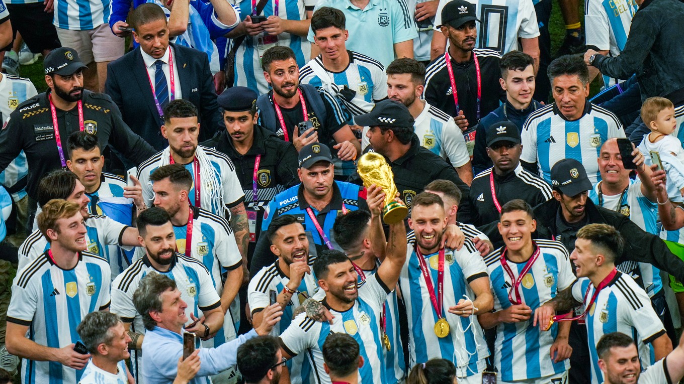 Argentínski futbalisti.