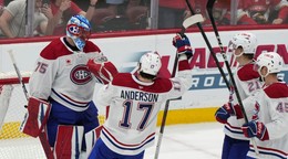 Český brankár Jakub Dobeš po víťazstve pri debute v NHL v zápase Florida Panthers - Montreal Canadiens.