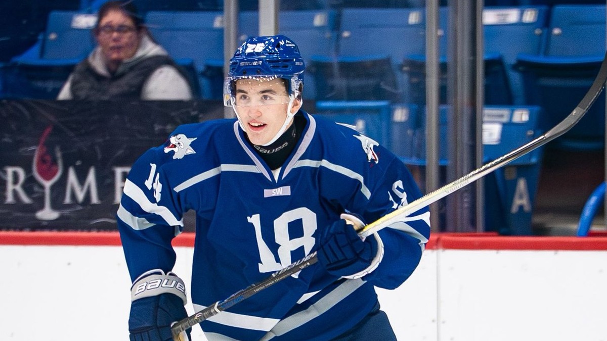 Ján Chovan v drese Sudbury Wolves.