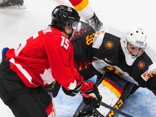 Kanadský útočník Alex Newhook.