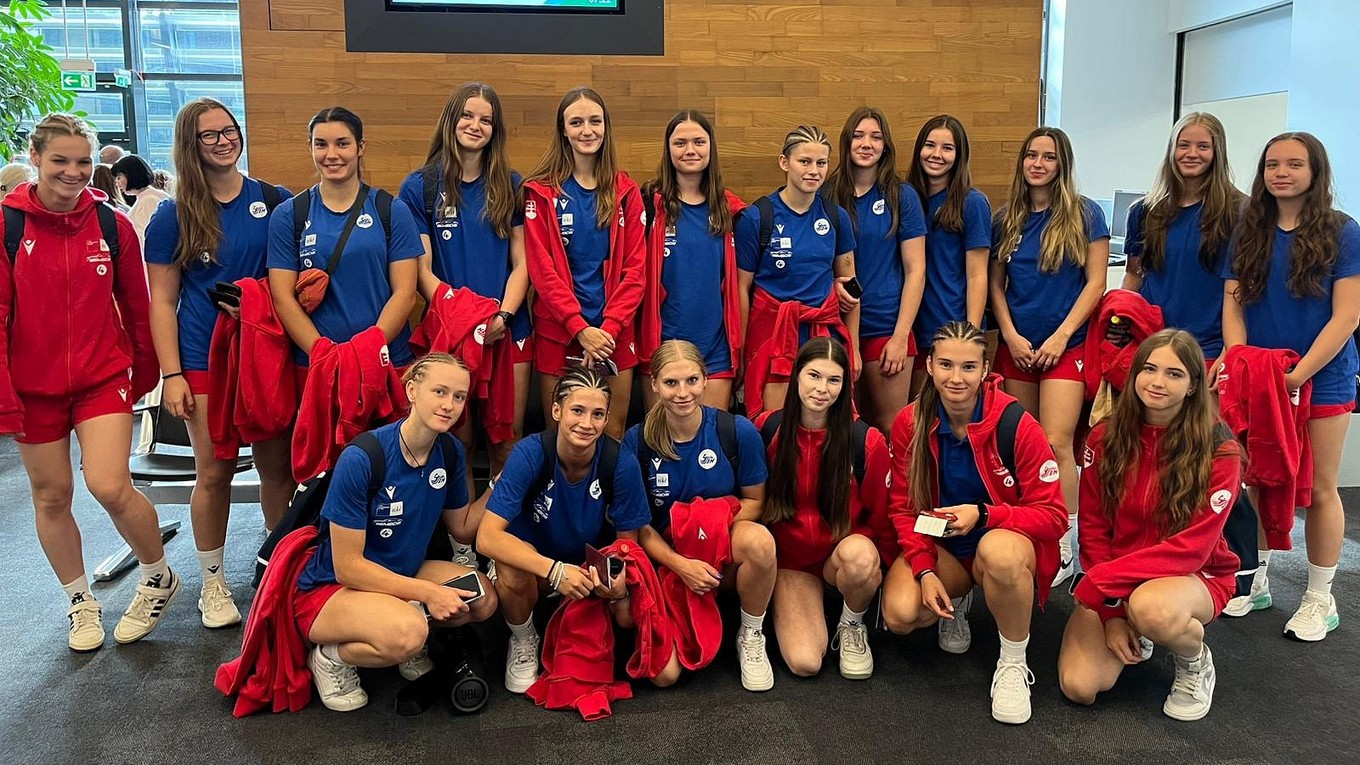 Slovenské hádzanárky do 17 rokov. 