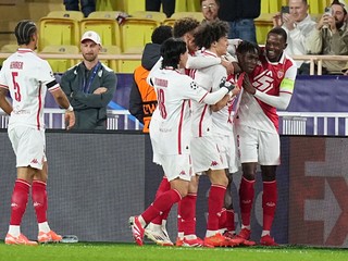 Futbalisti AS Monaco sa tešia z gólu v zápase proti Aston Ville.