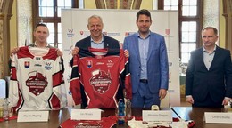 Tlačová konferencia k organizácii hokejbalových MS do 16 a 18 rokov 2026. 