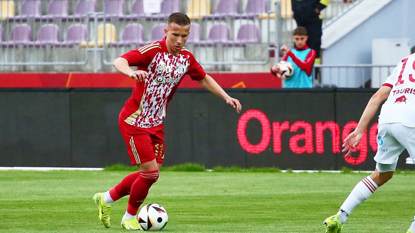 Martin Rymarenko v drese MFK Dukla Banská Bystrica.