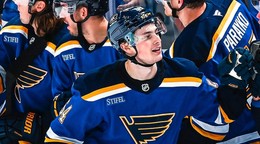 Dalibor Dvorský oslavuje prvý gól v NHL. 