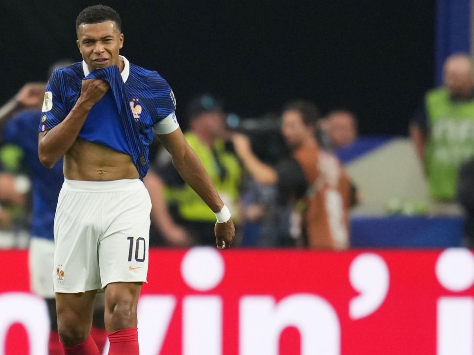 Kylian Mbappe (10).